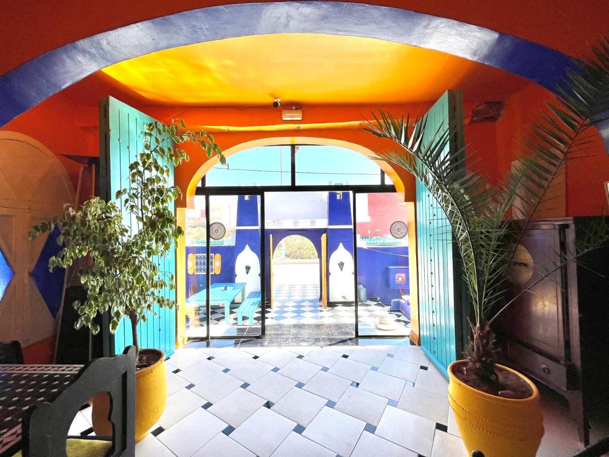 Riad Dar Naima 依索安 外观 照片